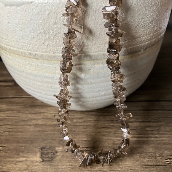 Smoky quartz and shell beaded necklace sparkly brown, gray and cream - Picture 4 of 7